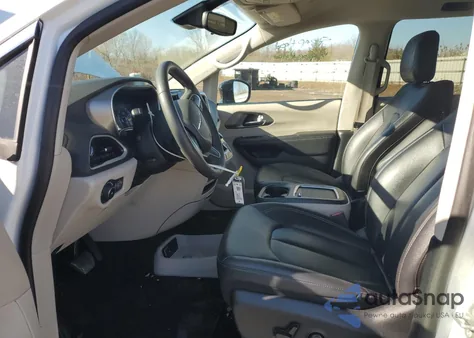 2024 Chrysler Pacifica Touring L из США, поврежденный, VIN 2C4RC1BGXRR120163